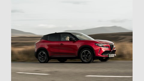 Alfa Romeo Junior dynamic sideways shot