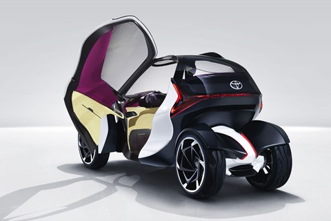 Toyota i-TRIL concept at Geneva 2017