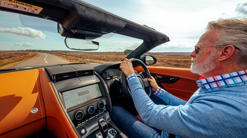 Jaguar F-type - engine