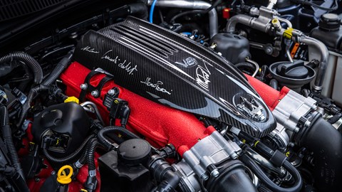 Maserati Quattroporte Grand Finale: engine detail shot, with signed engine cover