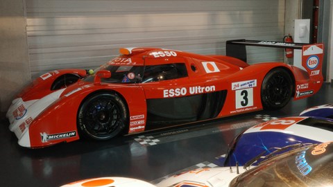 Toyota GT One side