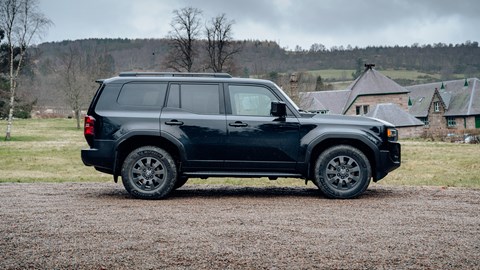 Land Cruiser side profile