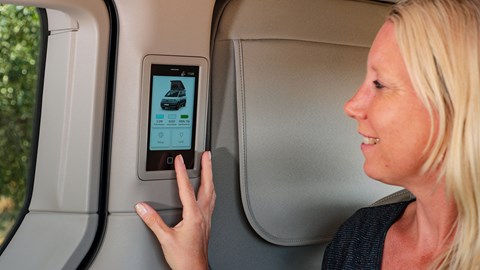 California T7 - interior roof controls