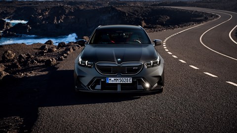 BMW M5 Touring - front on the road