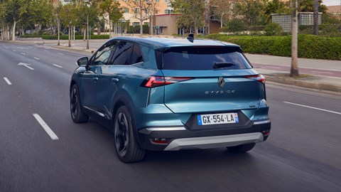 Renault Symbioz (2024) rear driving