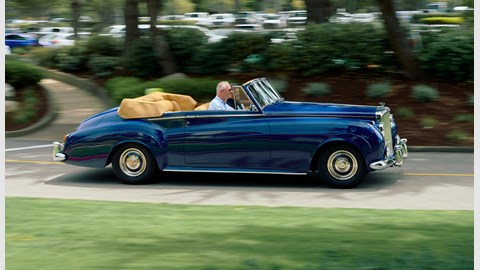 Driving the Classics: Bentley S2 Drophead Coupe by Mulliner