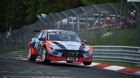 Hyundai TCR lenktyninis automobilis Niurburgringe