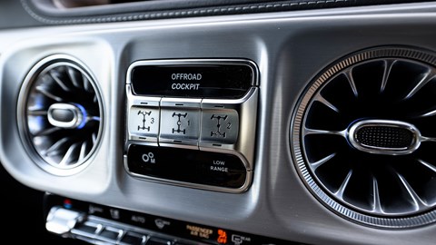 Mercedes-Benz G-Class (2024) G500: offroad cockpit