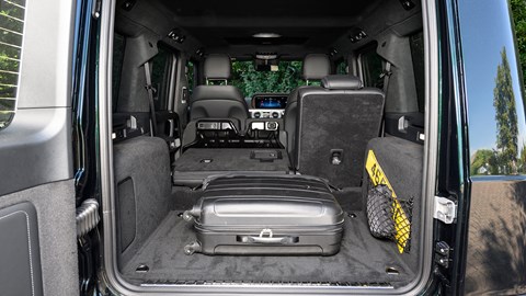 Mercedes-Benz G-Class (2024) G500: boot opening