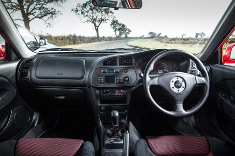 Mitsubishi Evo VI Makinen interior