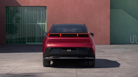 Lynk & Co 02: rear