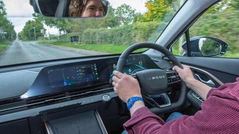 Omoda 5 review, cj hubbard driving