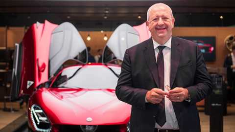 Jean-Phillippe Imparato standing in front of the 33 Stradale