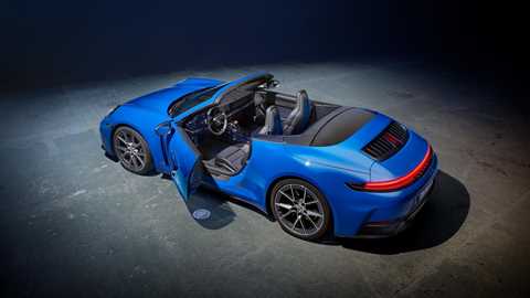 The first time Porsche 911 Carrera T has been offered as a cabriolet