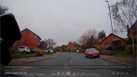 Nextbase Piqo footage on road