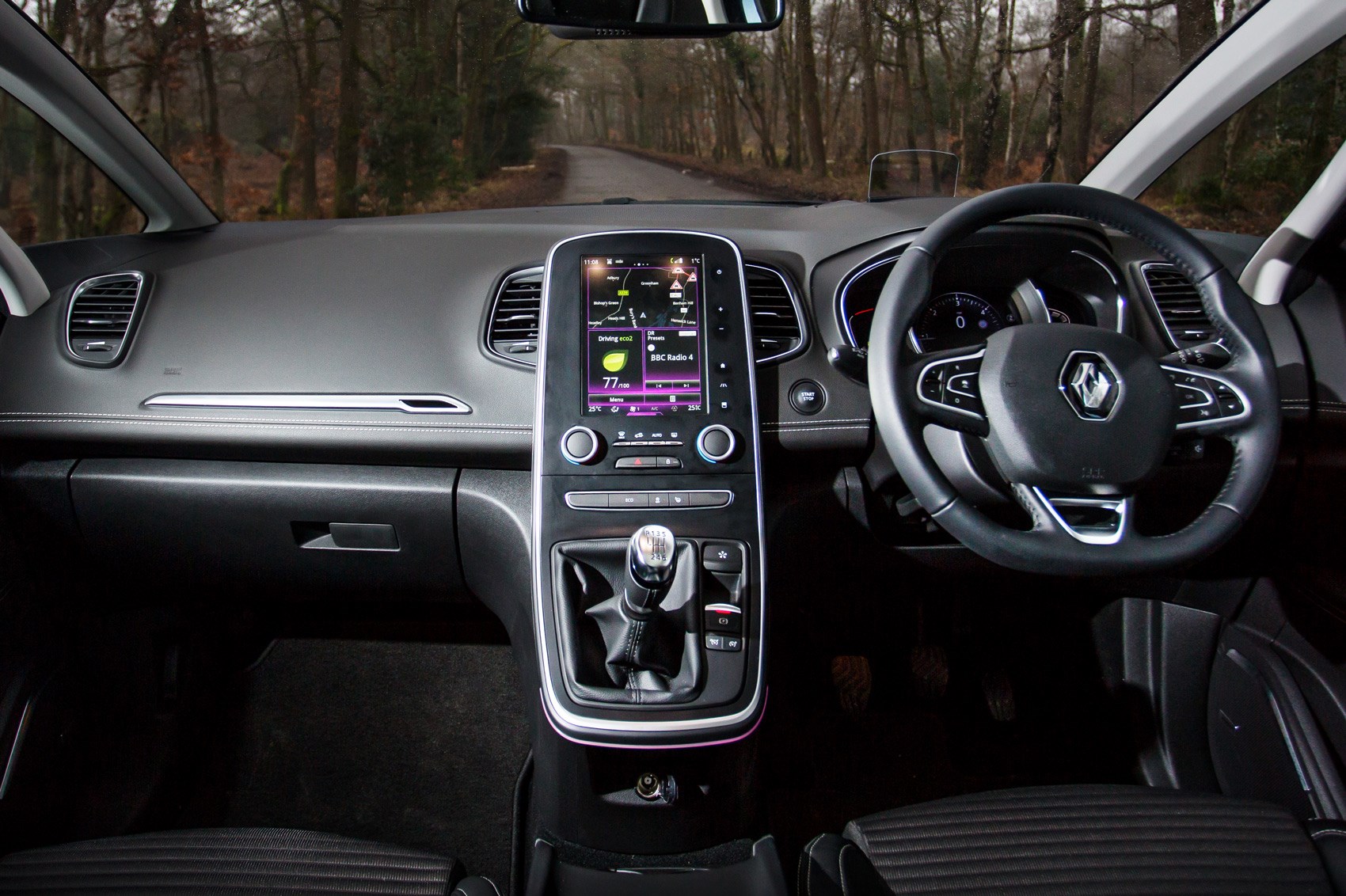 spectrum badge vervagen Renault Grand Scenic MPV long-term test (2018) review | CAR Magazine