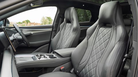 BYD Sealion 7 (2025) front seats