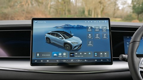 BYD Sealion 7 (2025) infotainment