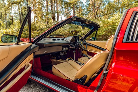 Ferrari 308 GTS interior