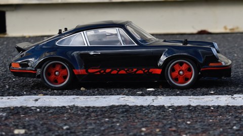 Tamiya BT-01 Porsche 911 RSR profile driving