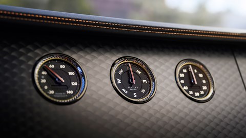 Bentley Flying Spur Speed review - Toblerone dial pack