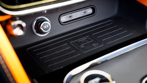 Bentley Flying Spur Speed review - wireless phone charger