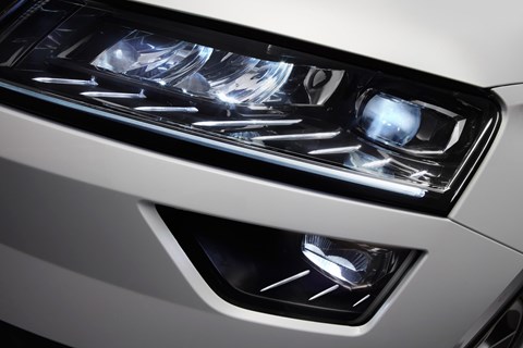 Skoda Karoq headlight