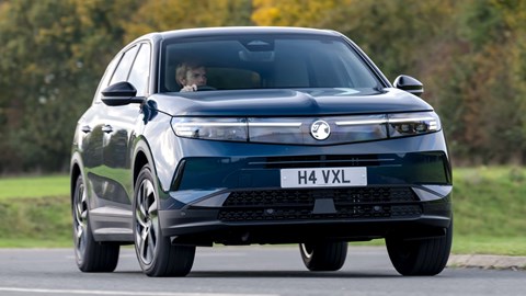 Vauxhall Grandland Hybrid front cornering