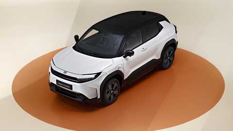 Image of the Toyota Urban Cruiser, in white, front left corner, viewed from above