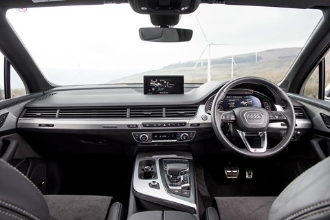 Audi Q7 interior and cabin