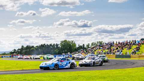 Image of Abbie Eaton leading the pack at Croft