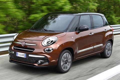 Fiat 500L Urban 2017 front tracking