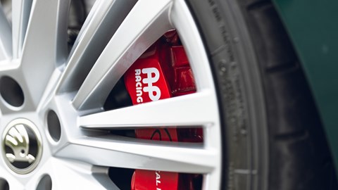 Skoda Superb Sleeper 19-inch wheels, AP Racing brakes and Yokohama A052 tyres