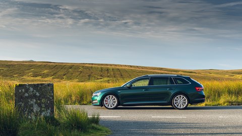 Skoda Superb Sleeper side-on static