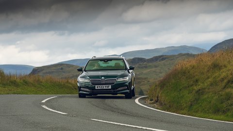 Skoda Superb Sleeper cornering