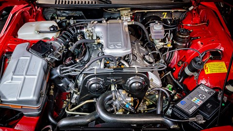 Alfa SZ engine