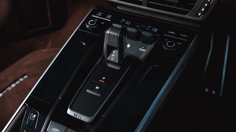 992.2 Porsche 911 Targa 4 GTS physical controls