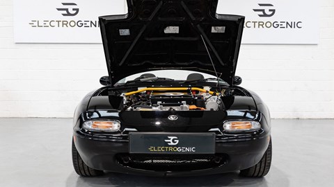 Electrogenic MX-5 review - bonnet up
