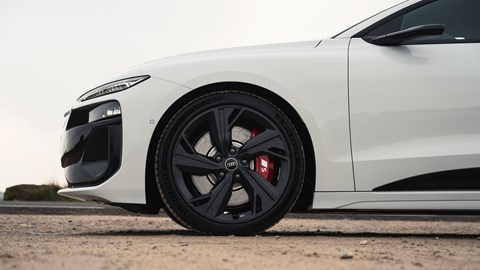 Audi S6 Avant e-Tron 21-inch wheels