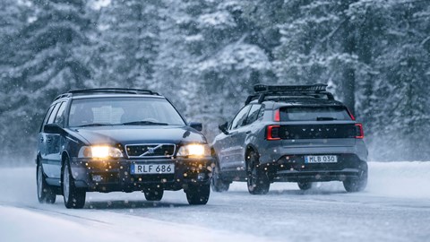 Volvo EX30 Cross Country review (2025) | CAR online