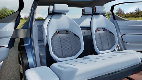 Kia EV2 Concept (2026): front seats, with extendable bench