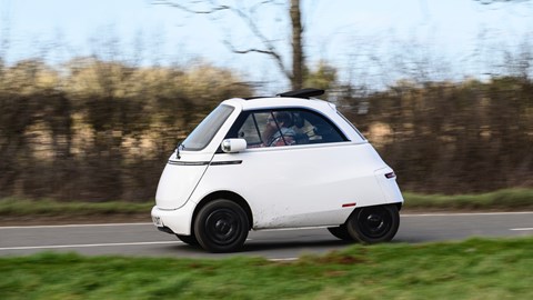 Micro Microlino profile driving