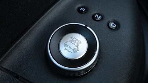 Micro Microlino gear selector