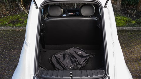 Micro Microlino boot