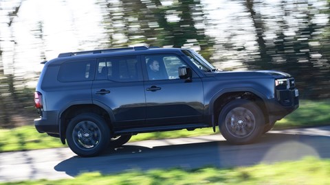 Toyota Land Cruiser J250 profile driving