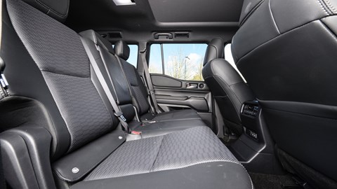 Toyota Land Cruiser J250 second row seats