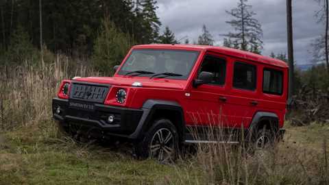 Image of the MW Motors Spartan, from the front right three-quarters