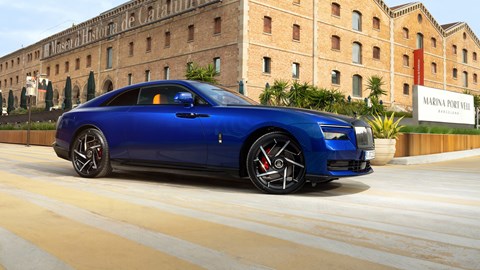 Rolls-Royce Spectre Black Badge - side profile