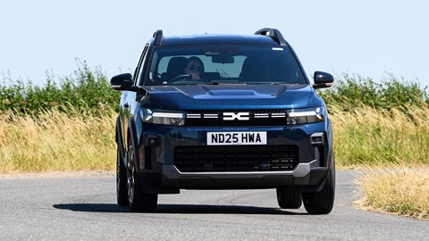Dacia Bigster (2025) review: front three quarter cornering, blue paint, low angle