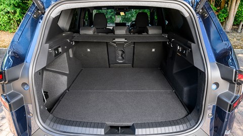 Dacia Bigster (2025) review: boot space, seats up